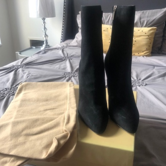 Sergio Rossi Black Suede Booties - Size 37.5 - Picture 1 of 5